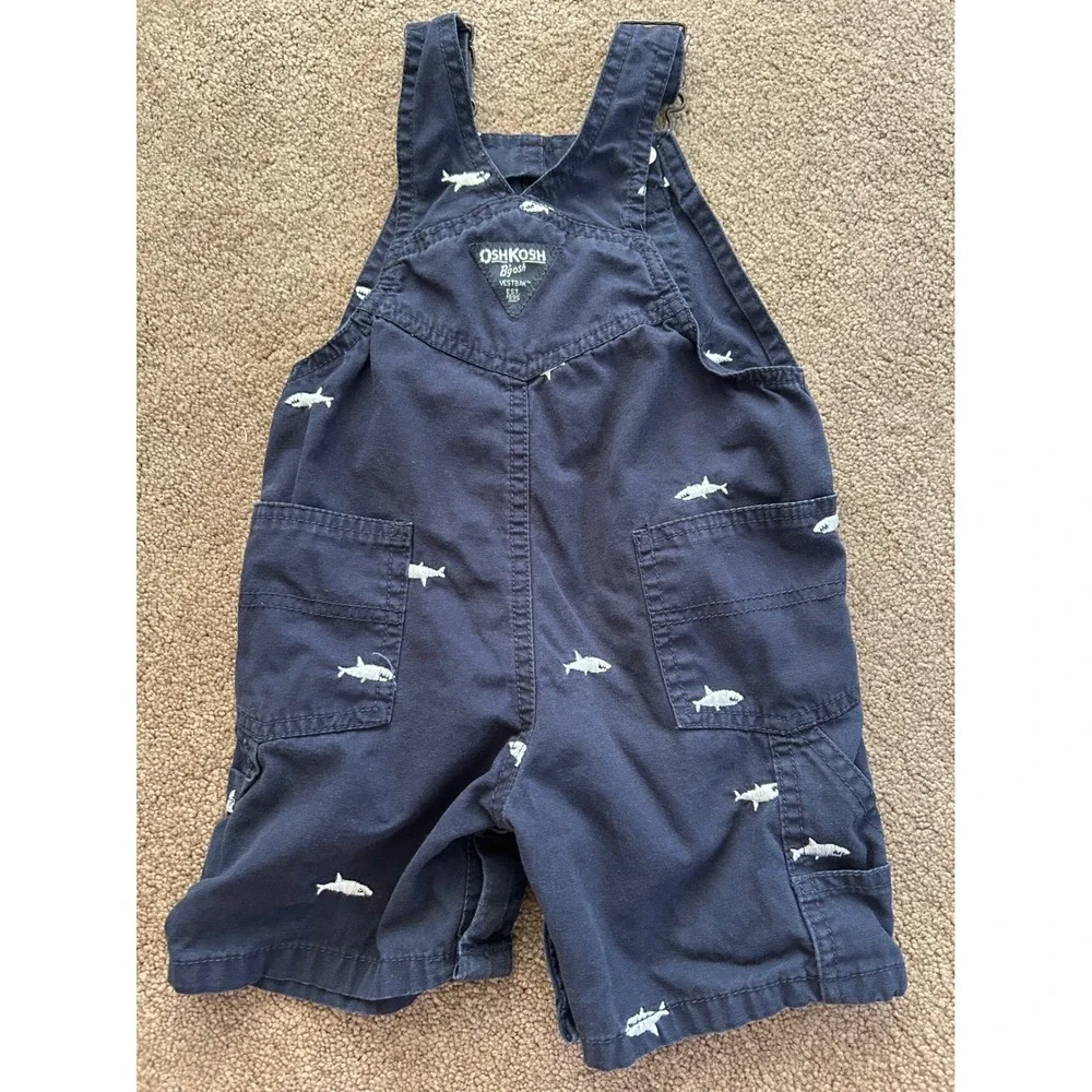 OshKosh B'gosh Shark Embroidered Navy Blue Canvas Overalls 18M Vestbak